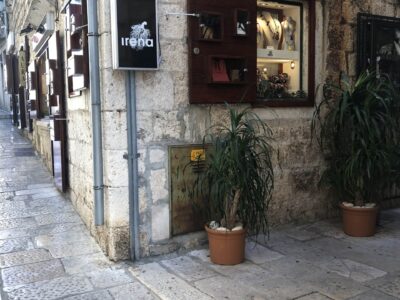 F5A24148-23D8-4834-9A6C-24CE115496A0